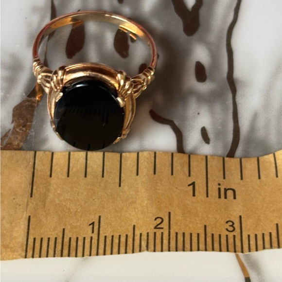 10k Elegant Gold & Onyx VTG ladies ring - Picture 3 of 15
